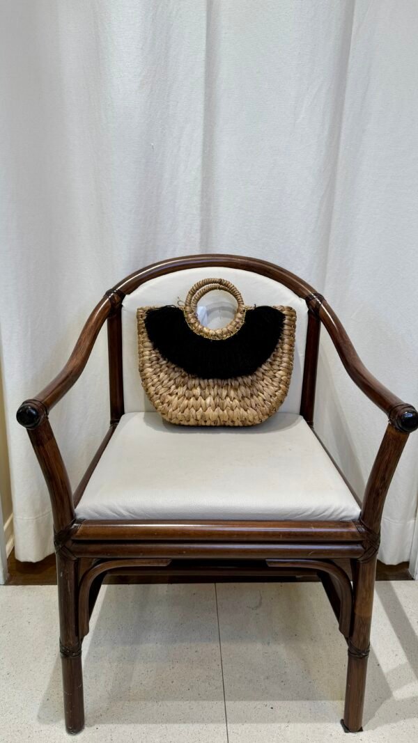 Borsa rigida in paglia con frange - immagine 9